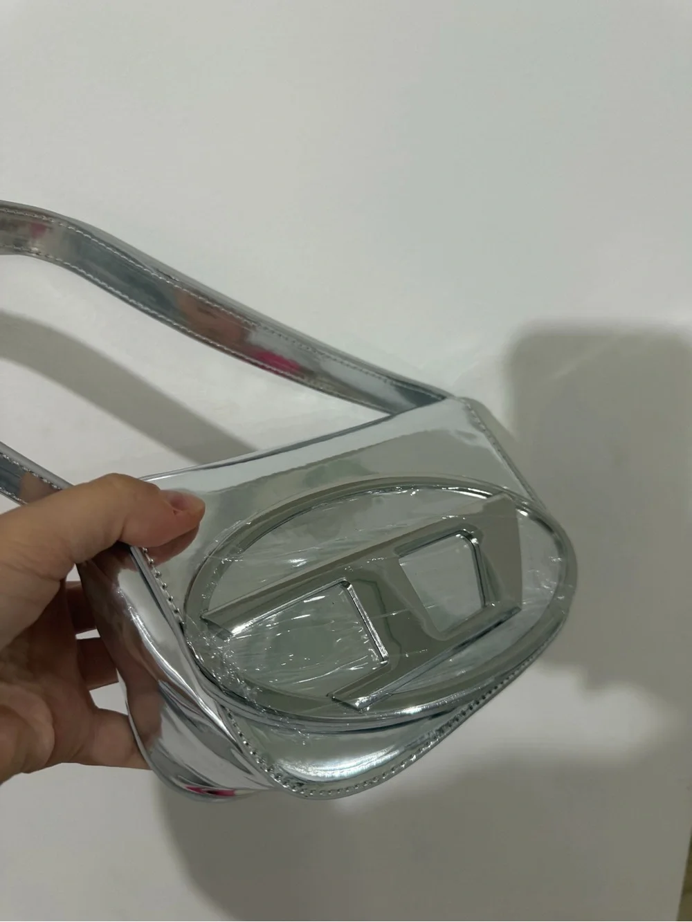 Women's Metallic Silver Shoulder Bag